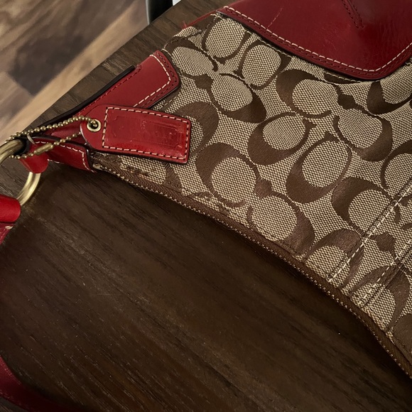 Coach purse - Picture 6 of 9